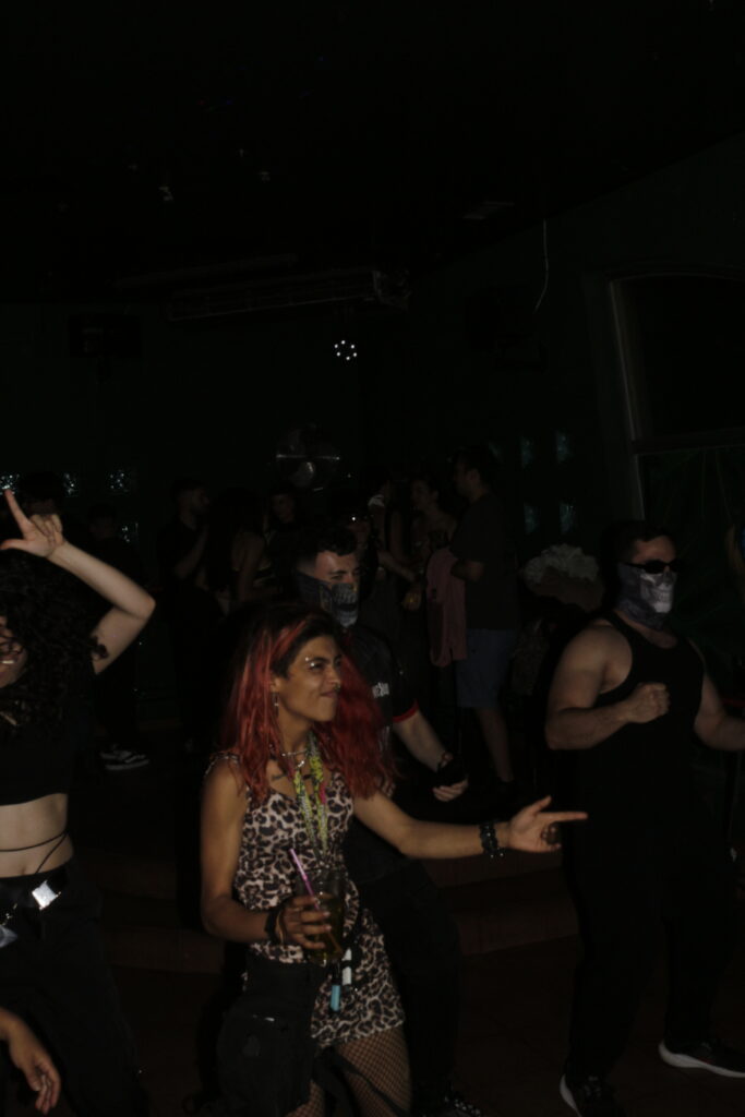 _MG_2222 proemote-eventos-fiesta-discoteca-gente-bailando-